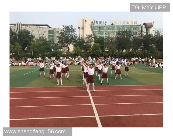 小学组足球啦啦操精彩纷呈展现团队精神与青春活力的盛会